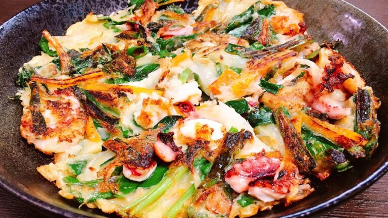 【超簡単】ビールが鬼進む!! 外カリカリ中もっちもち『絶品 カリもち海鮮チヂミ』Seafood krean pancake | Easy recipes【おつまみ】