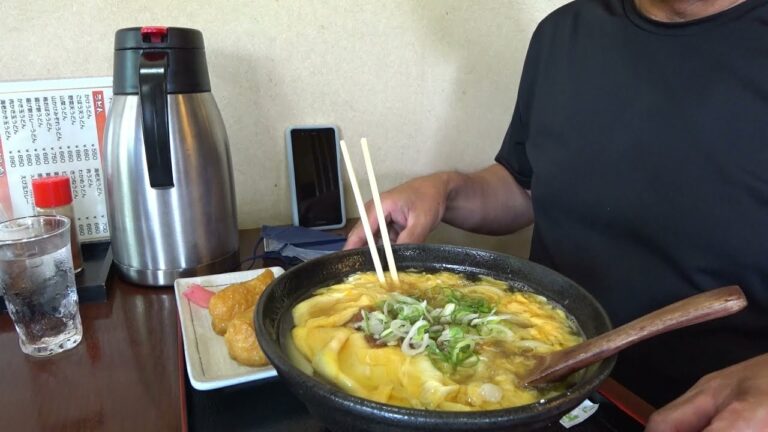 山もみじのアツアツ肉かき玉うどんがまじ美味い