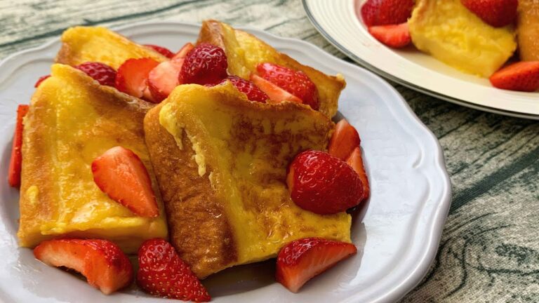 サラリーマンが出勤前に作る朝ごはん【フレンチトーストとあまおう】