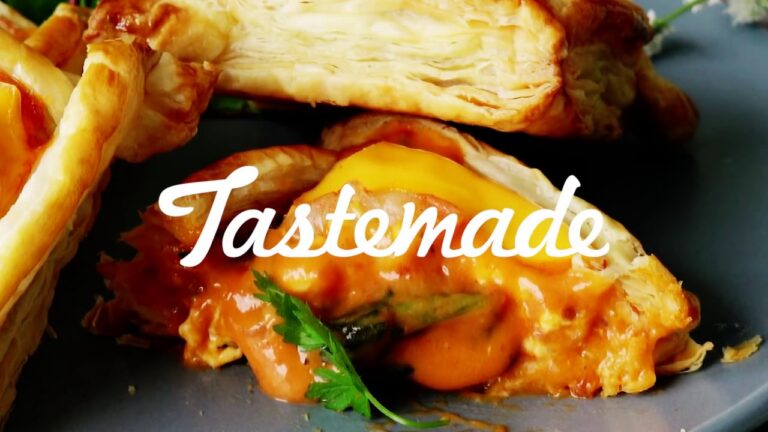 【パスタソースで本格！】エビプリ グラタンパイの作り方