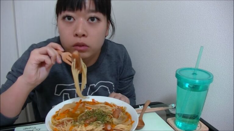 【野菜たっぷり】発毛ウィンナーコンソメスープパスタ【野菜が甘い】