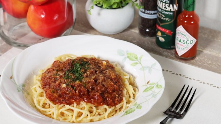 【プロが教える】気軽に作れる！簡単【ミートソースパスタ】を紹介します。