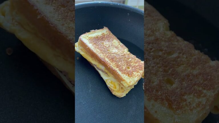 ノンスティックフライパンで作る「卵サンド」