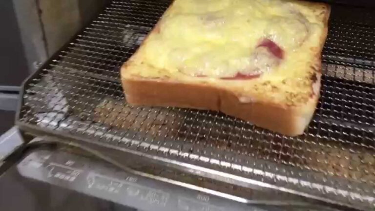 おすすめ！絶品ハムチーズトーストの作り方