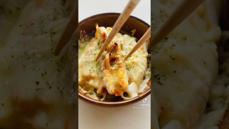 🔥かんたんおつまみ✨ちくわにのりとキムチとチーズを乗りではさんで焼いてみた！😀💖