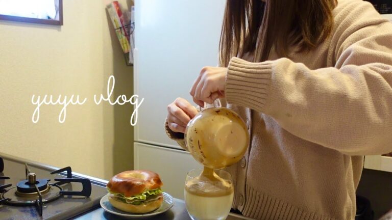 休日2日間の食事vlog/一人暮らしの日常/KALDI購入品紹介/ピザトースト、バターチキンカレー、生ハムとアボカドのベーグルサンド、ピリ辛ツナチャーハン、明太ポテトグラタン、生春巻き