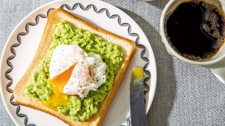 ココアボカドトースト