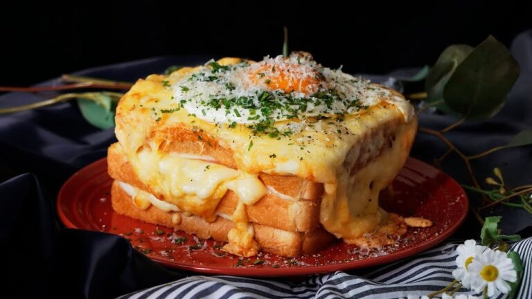 【朝から贅沢しちゃう？】とろ〜り卵のクロックマダム🍳🍞