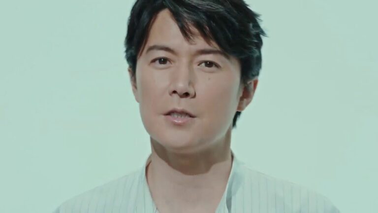 013-1:キユーピーハーフ 「片手で食べるサラダ トマト」篇30秒 福山雅治 キユーピーCM