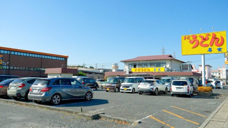 １日で１０００人来店。行列のできる岡山最強の怪物うどん店がスゴい。