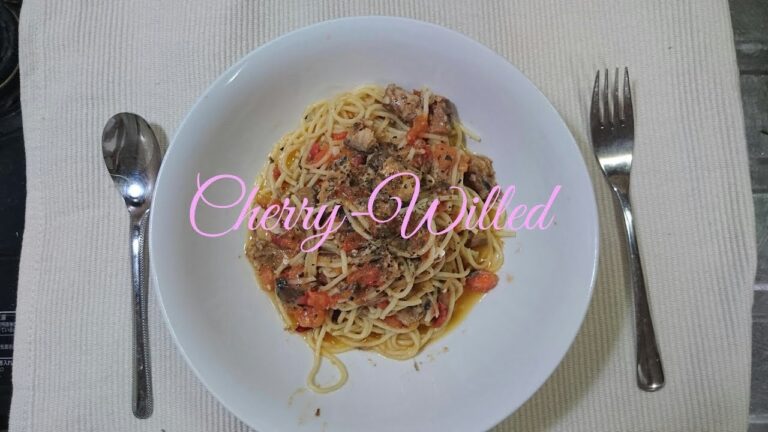 トマトとサバ缶パスタと私とビール🍺