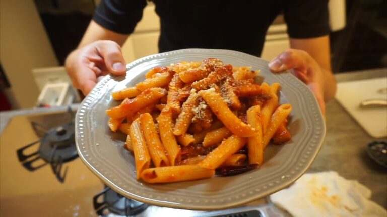 【料理】ベーコンのペンネアラビアータの作り方