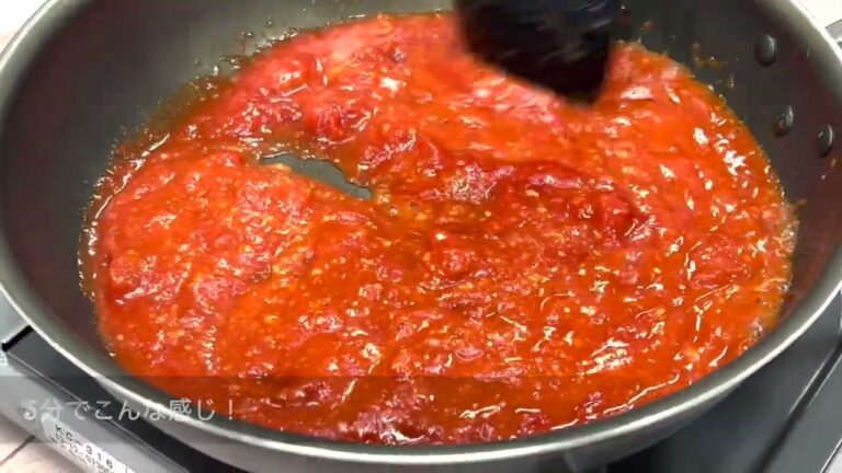 【お肉専用万能トマトソース】トマト×お味噌でめちゃくちゃうまい！