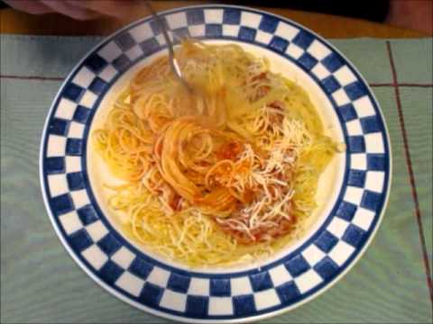 パルメザンじゃなく、普通のとろけるチーズでミートソース