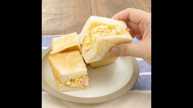 ベーコンしかない時で極上のとろけるカルボナーラサンドイッチ