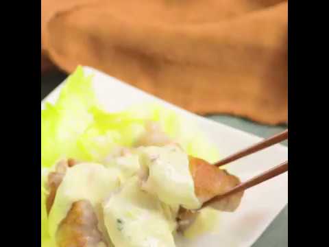 チーズソースが食欲をそそる！ アスパラガス豚バラ巻きのチーズソース添え ｜ moguna[モグナ]