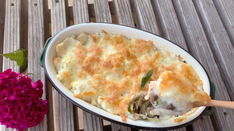 飽きない秋さけとじゃがいものグラタン🥔サイコー( ´艸｀)【タサン志麻レシピ】