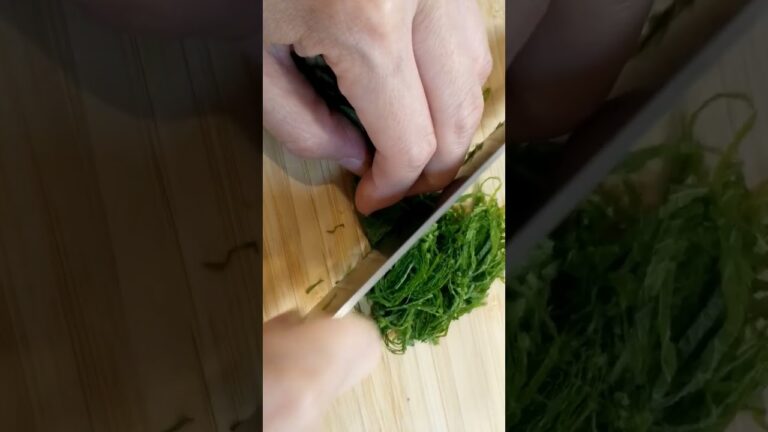 Japanese herbs Shiso 大葉 しそ #shorts