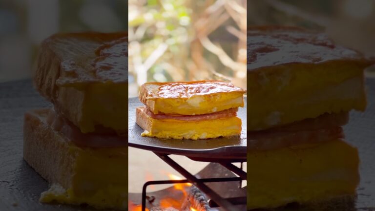 ワンパントースト🤤🍞 #camping #キャンプ #キャンプ飯 #camper #ショート #camp #キャンプ女子 #おつまみレシピ #ソロキャンプ #ワンパントースト #マルチグリドル