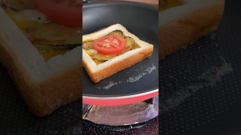 茄子トマトチーズトーストeggplant tomato cheese toast