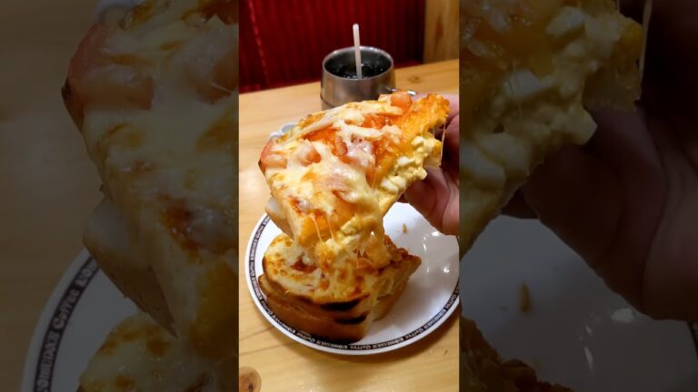 コメダ珈琲店 『たっぷりたまごのピザトースト』 #food