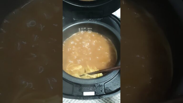 晩飯はカレースープパスタです。