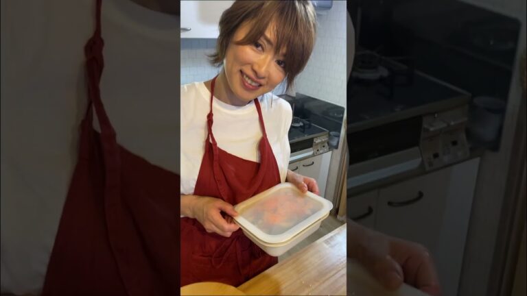 ＼骨粗鬆症予防に／小松菜と小海老の旨あえ レシピはコメント欄に記載 #shorts