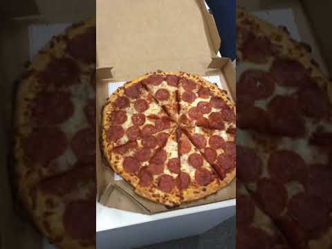 今日の昼ごはん　ピザになりました。