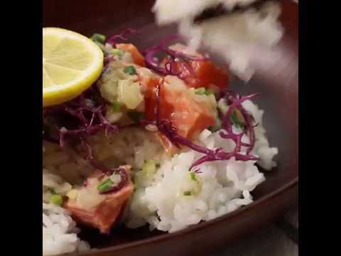全部混ぜるだけでできあがり！ サーモンのポキ丼 ｜ moguna[モグナ]