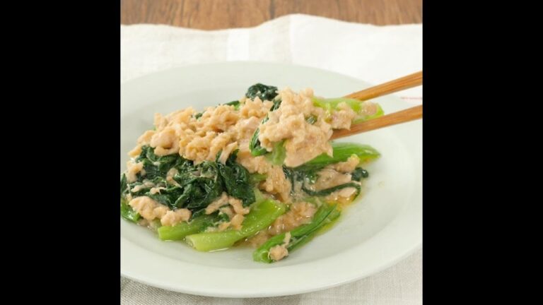 ビールのジョッキ傾けっぱなし！レンジで小松菜とツナガーリック炒め