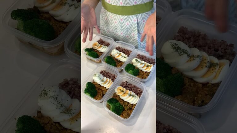 夏野菜をたっぷり使ったヘルシーカレー弁当を平日5日分まとめて作り置き。#shorts#冷凍弁当#冷凍ストック#作り置き#夏野菜レシピ #ダイエット