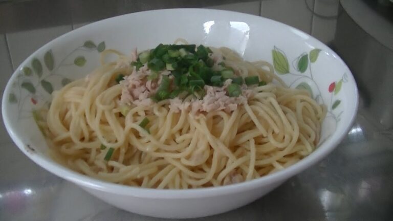 ツナと梅干しのパスタ【Nuts The Kitchen】ナッツ・ザッ・キッチン