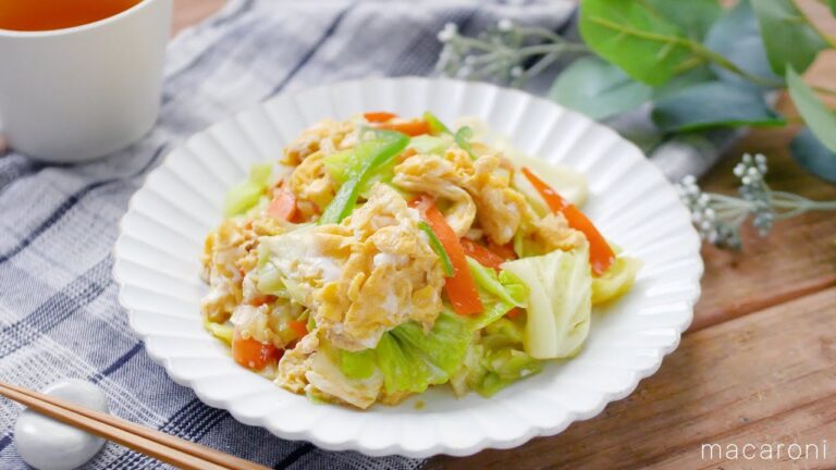 【カット野菜と卵のオイスターソース炒め】包丁いらずで完成！ふんわり卵が食欲そそる♪｜macaroni（マカロニ）