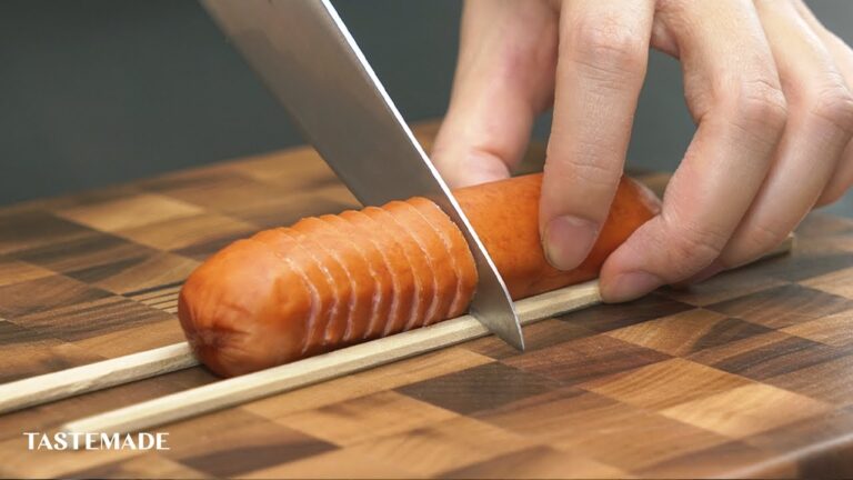 【美味しく咲いたね】ひまわりピザトースト🌻