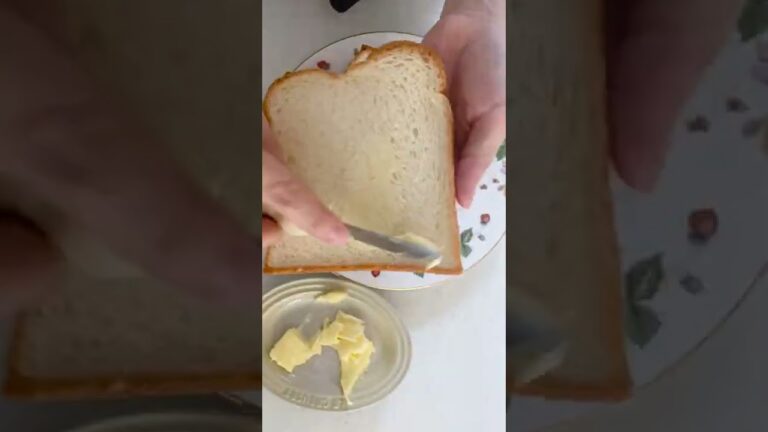 レンジで簡単♪豆腐たまごサンド