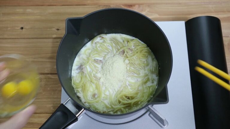 【ワンポットパスタ】全卵を使って 固まらないカルボナーラを作りたい【うずらの卵】