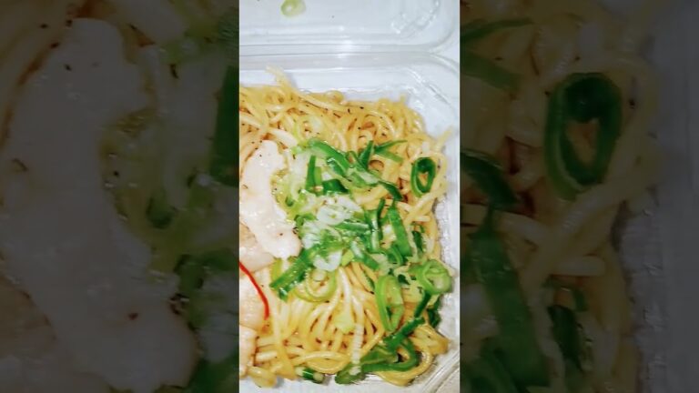 【セブンイレブン】屋台風ねぎ塩豚焼そば買ってみた！