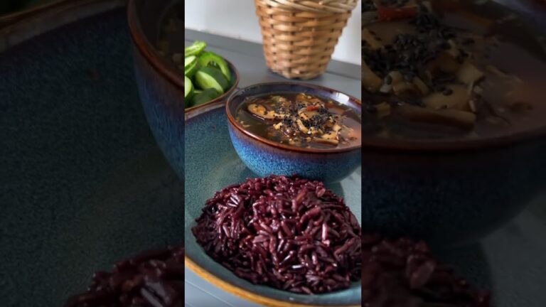Vegetarian # mushroom sauce black rice, and steamed veggies