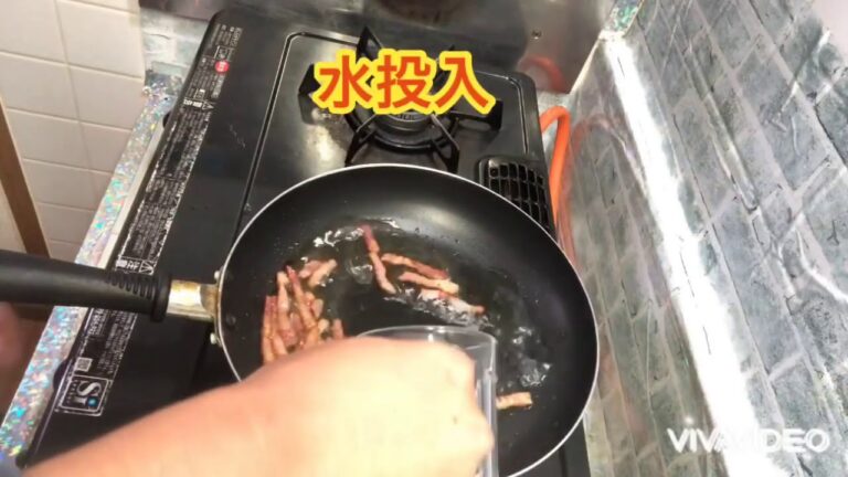 #Shorts #カルボナーラ #ワンパン #牛乳 #チーズ #全卵 #おいしい