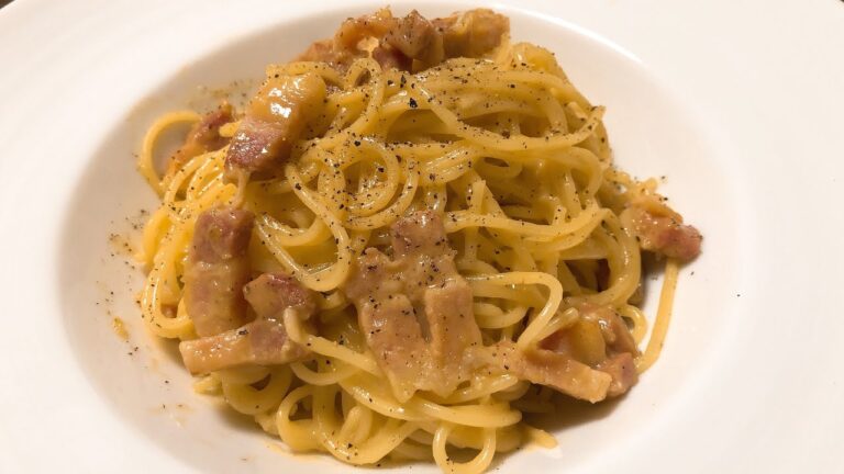【全卵で作るカルボナーラ】