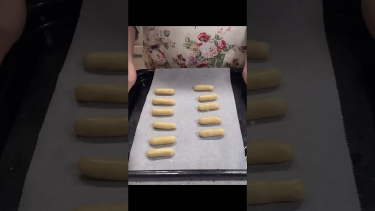 きのこの山派？たけのこの里派？巨大きのこの山作ってみた#お菓子 #cooking