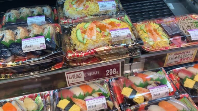 西尾市 食品スーパー　ちらし寿司 いくら 握り寿司 Mikawaya