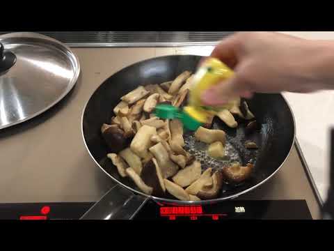 きのこのレモンバター炒め