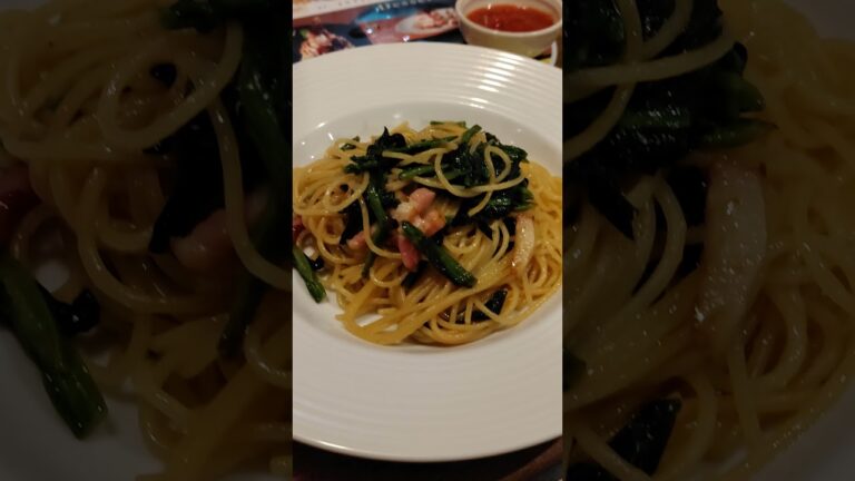 ココス　ほうれん草とベーコンのバター醤油パスタ 🍝