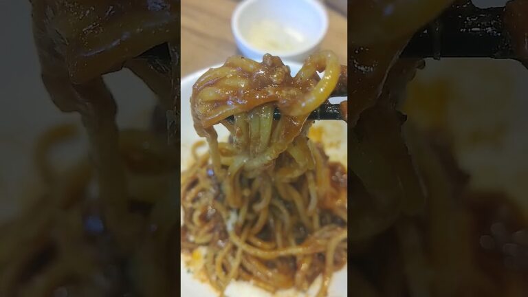 ガストで濃厚ミートソース(ハーフ)頼んでみたよ！美味しかったよ！#shorts#ガスト#ガスト濃厚ミートソース