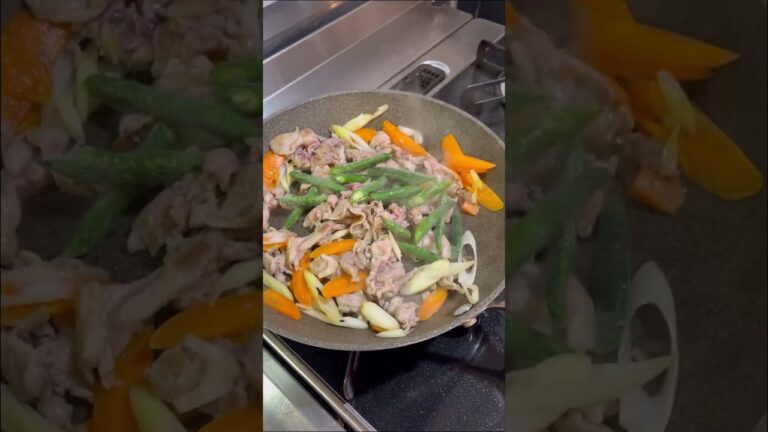 ＼地味だけど旨ウマ／豚肉とひじきのねぎ塩炒め レシピはコメント欄に記載 #shorts