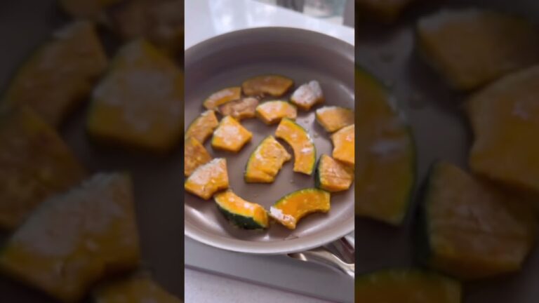 かぼちゃとちくわの甘辛ごままみれ                                                             #つくりおき#かぼちゃレシピ #ちくわレシピ