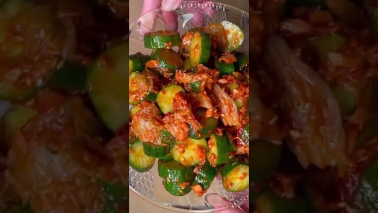 きゅうりの大量消費レシピ 🥒キムチとツナ缶を使ってご飯も進む一品です。お酒のおつまみにもどうぞ！