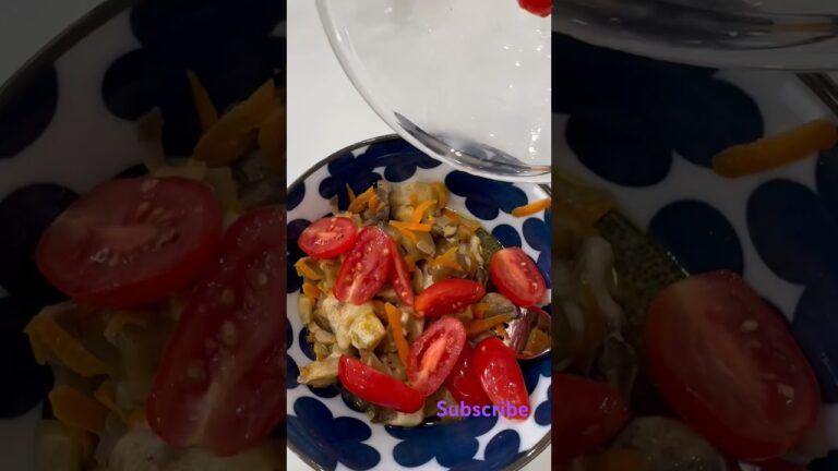 Баклажаны тушеные с грибами и овощами .Eggplant 🍆🍅🧅with mushrooms bake it delicious.