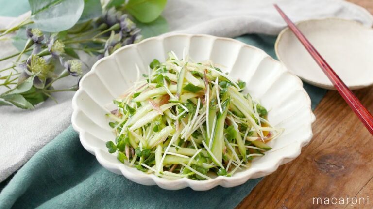 【みょうがときゅうりの香味サラダ】10分で簡単！夏におすすめ♪箸休めにぴったり｜macaroni（マカロニ）